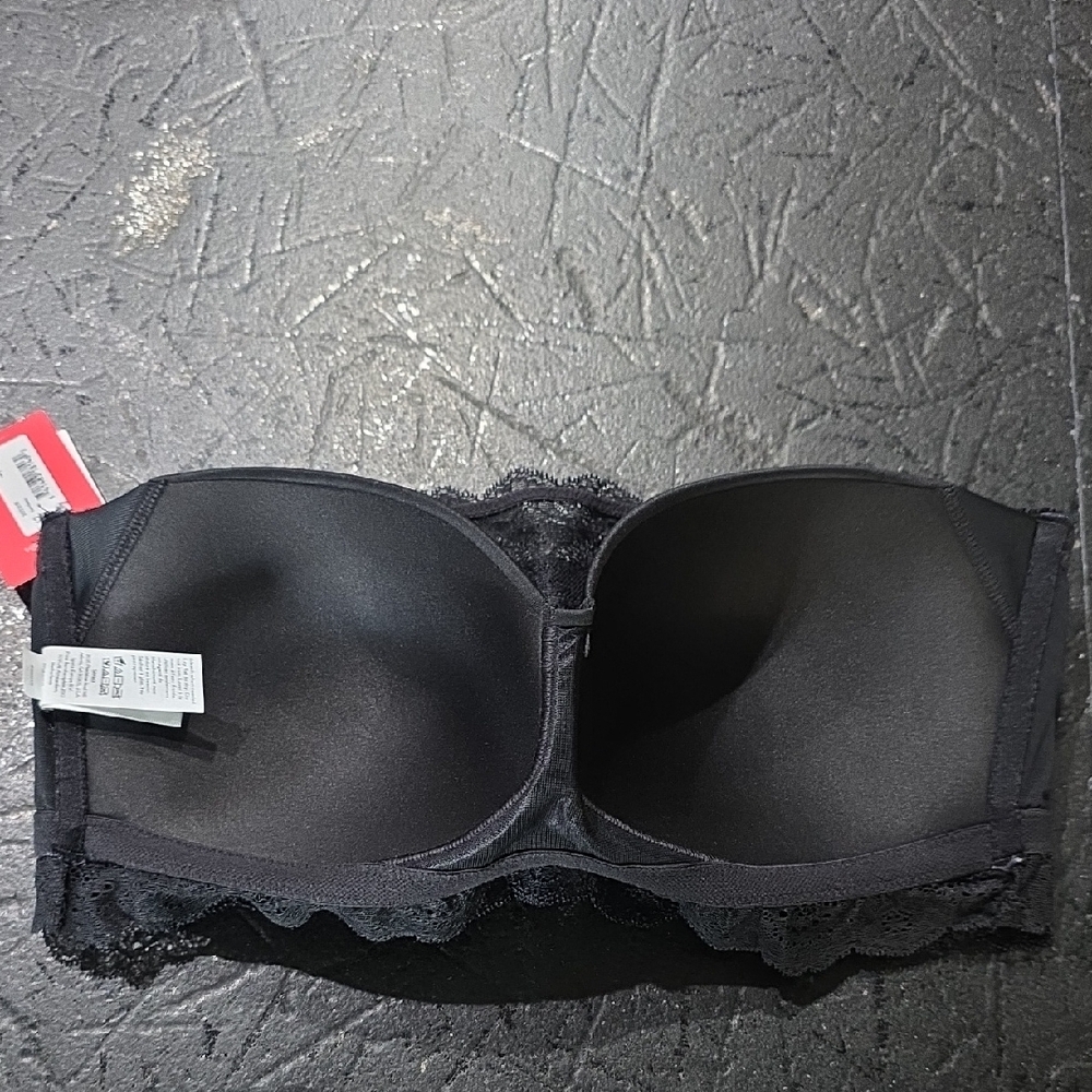 SPANX Strapless Bandeau Bra - Picture 5 of 5